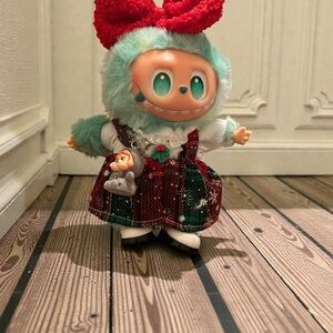 Monster Lafufu dressed for the holidays!!